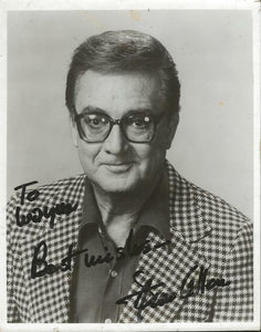 Steve Allen Signed Vintage 8x10 Photo