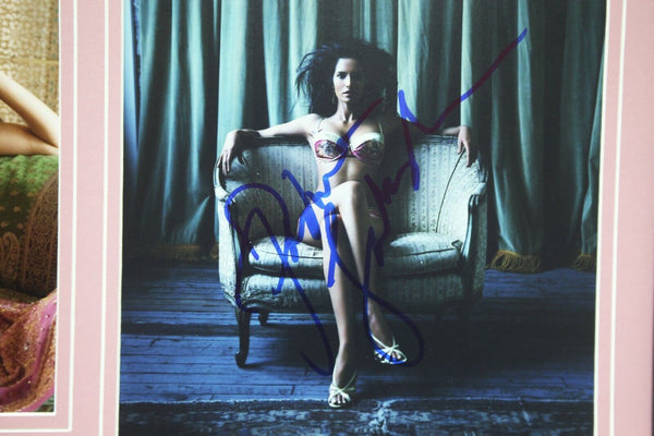 Padma Lakshmi Signed Framed 16x20 Photo Set AW Top Chef