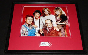 Bob Newhart Signed Framed 16x20 Photo Poster Display w/ cast