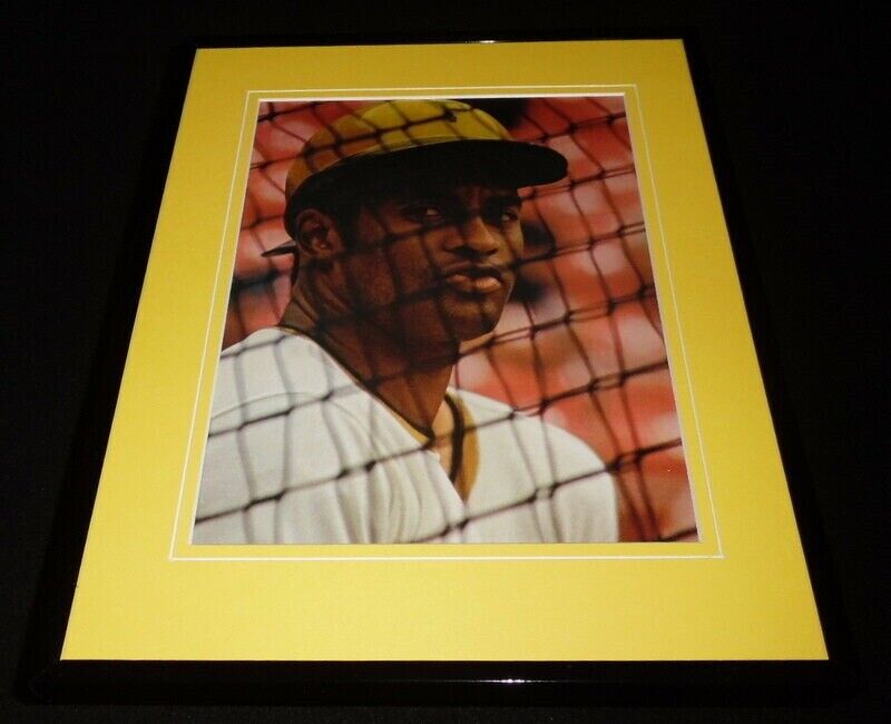 Roberto Clemente 1971 Pirates Framed 11x14 Photo Display 