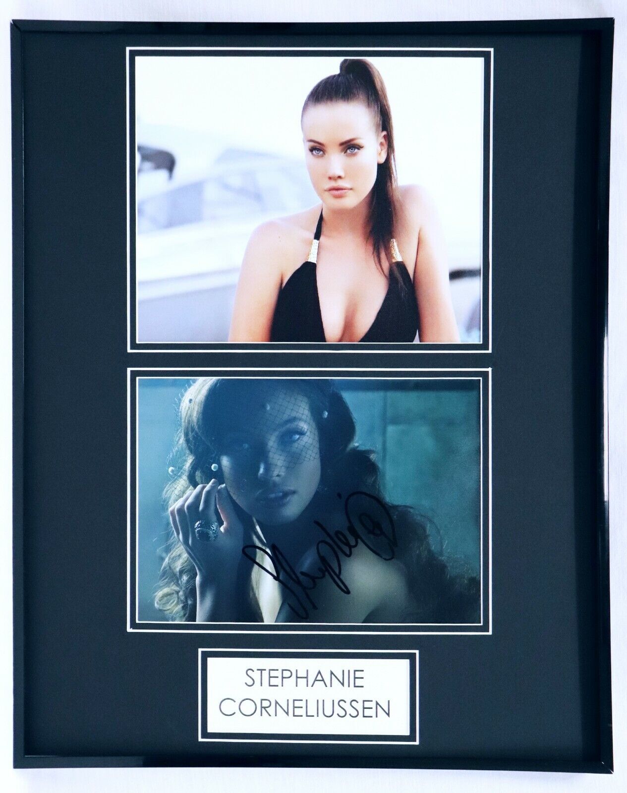 Stephanie Corneliussen Signed Framed 16x20 Photo Display AW Legends of Tomorrow