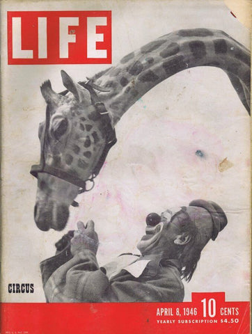 ORIGINAL Vintage Life Magazine April 8 1946 Circus Clown & Giraffe