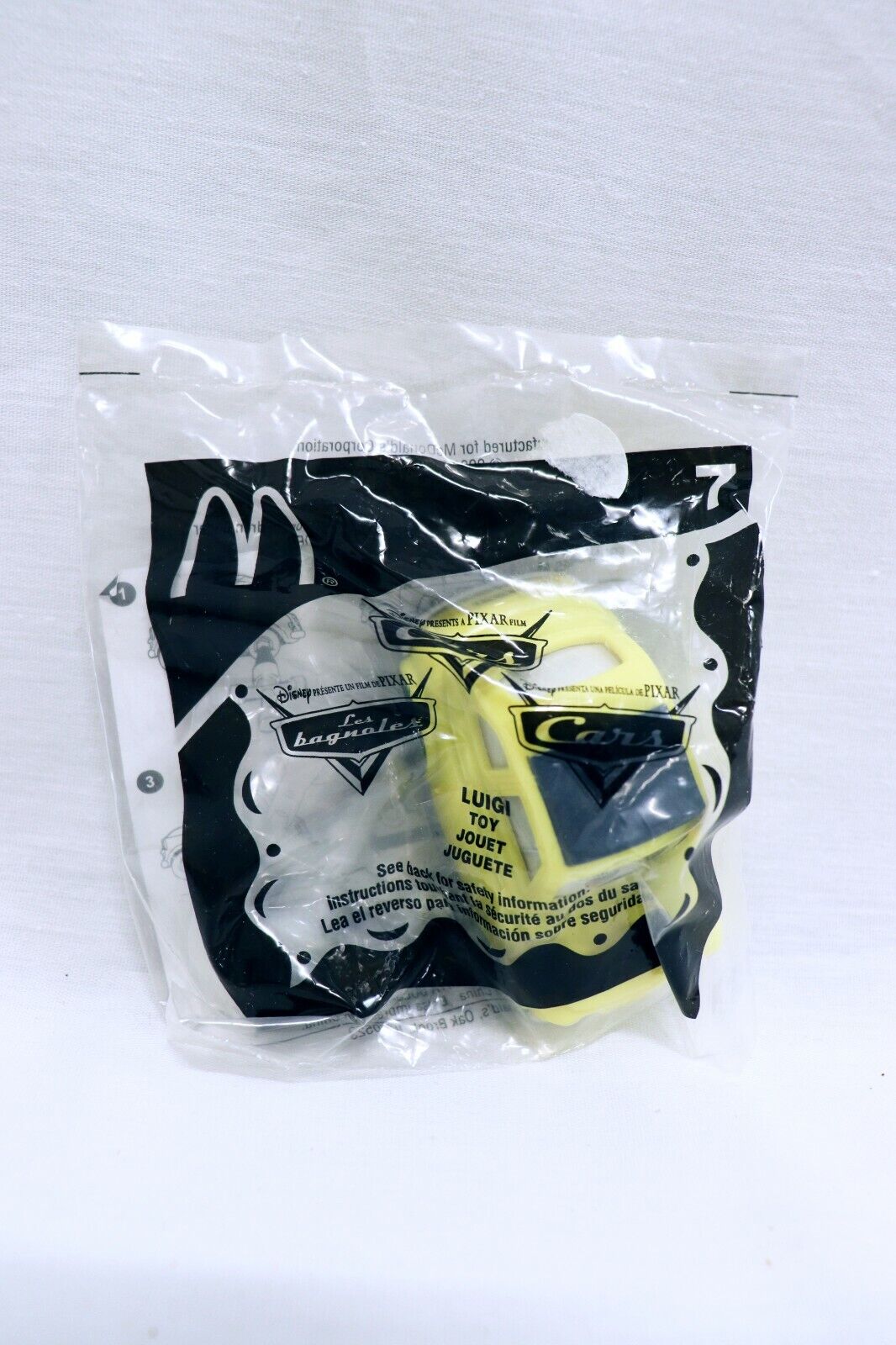 VINTAGE SEALED 2006 McDonald's Pixar Cars Luigi