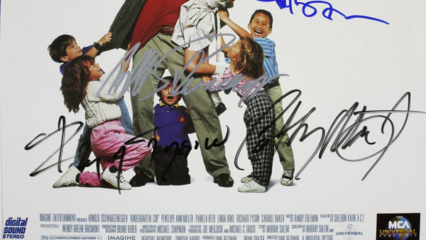 Kindergarten Cop Cast Signed Framed 16x20 ORIGINAL Laser Disc Display Arnold