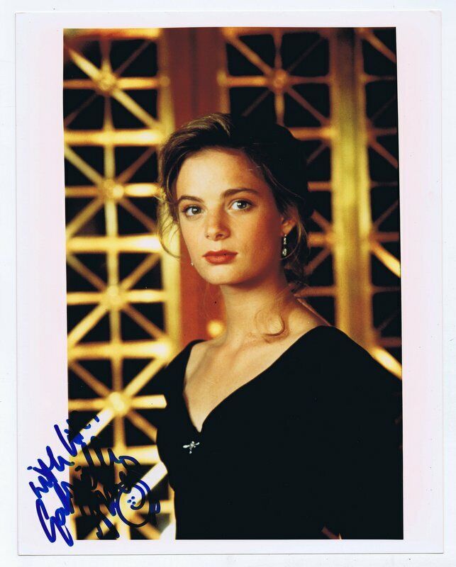 Gabrielle Anwar Signed 8x10 Photo The Tudors Burn Notice