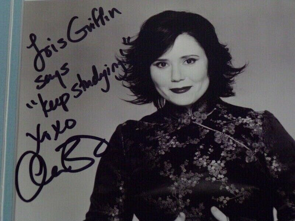 Alex Borstein Signed Framed 16x20 Lois Griffin Photo Set Great Inscription