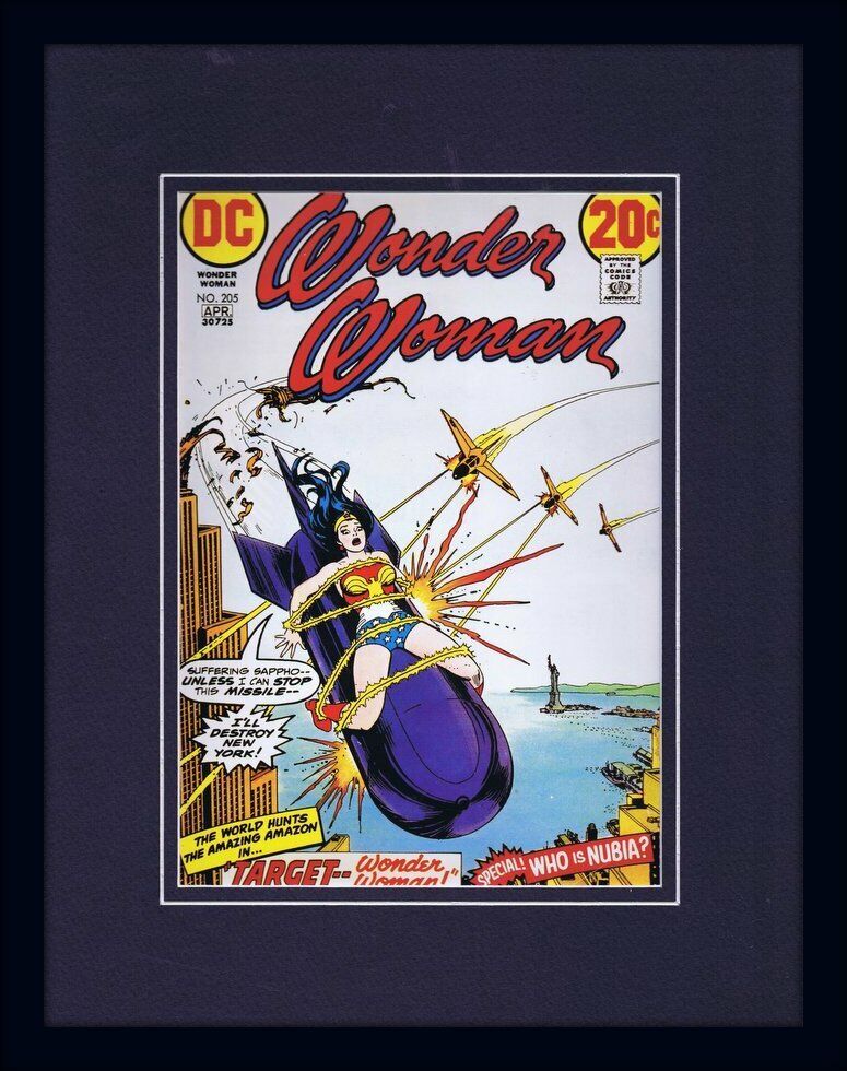 Wonder Woman #205 DC Framed 11x14 Repro Cover Display 