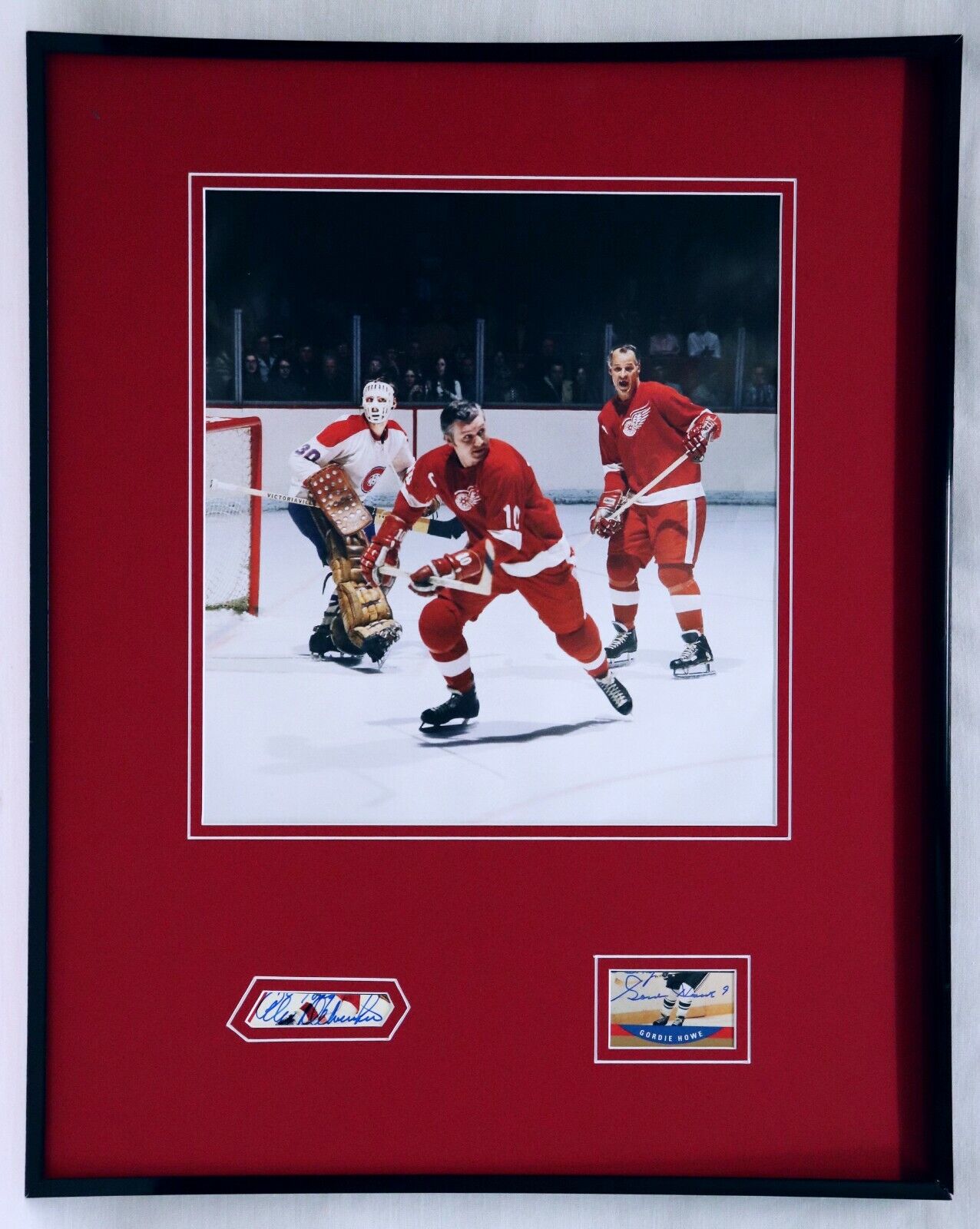 Gordie Howe & Alex Delvecchio Signed Framed 16x20 Photo Display Red Wings