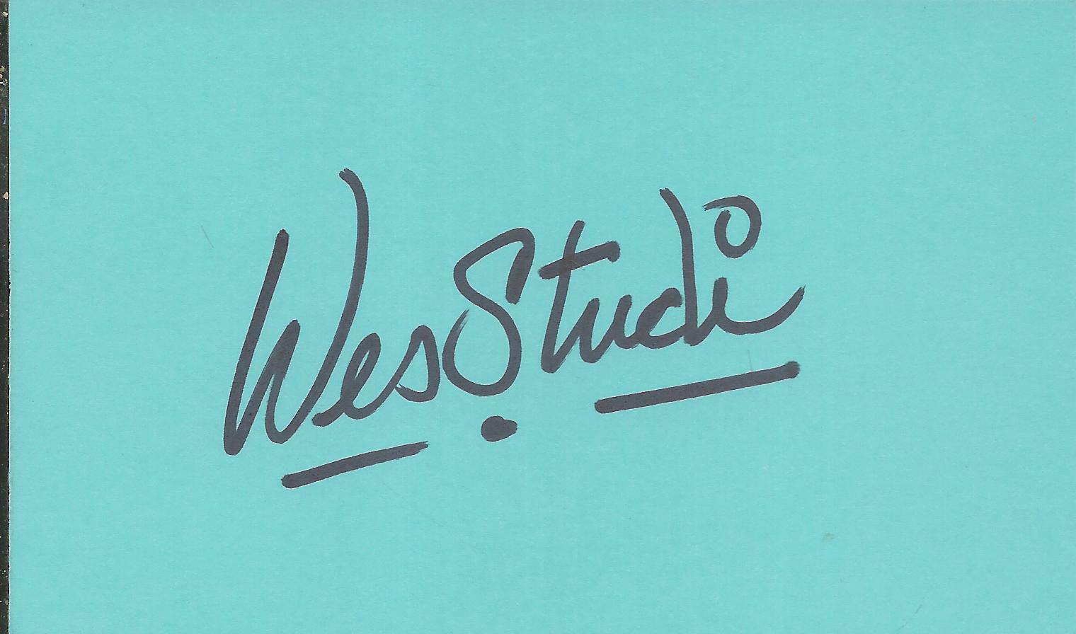 Wes Studi Signed 3x5 Index Card Avatar Dances With Wolves