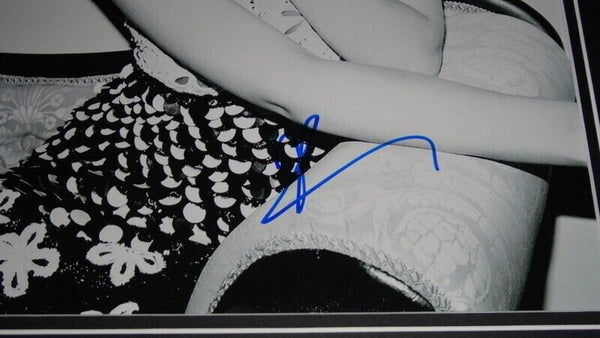 Felicity Jones Signed Framed 11x14 Photo Theory of Everything Like Crazy