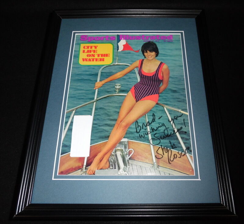 Sheila Roscoe Signed Framed 1972 Sports Illustrated Swimsuit Edition Cover 