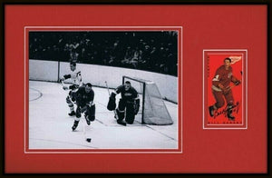 Bill Gadsby Signed Framed 11x17 Photo Display Red Wings 