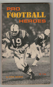 VINTAGE 1968 Pro Football Heroes Paperback Book Johnny Unitas