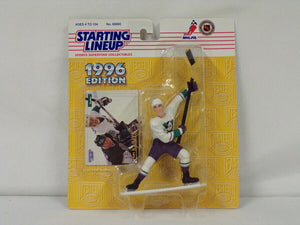 VINTAGE SEALED 1996 Paul Kariya Starting Lineup Figure & Card Ducks