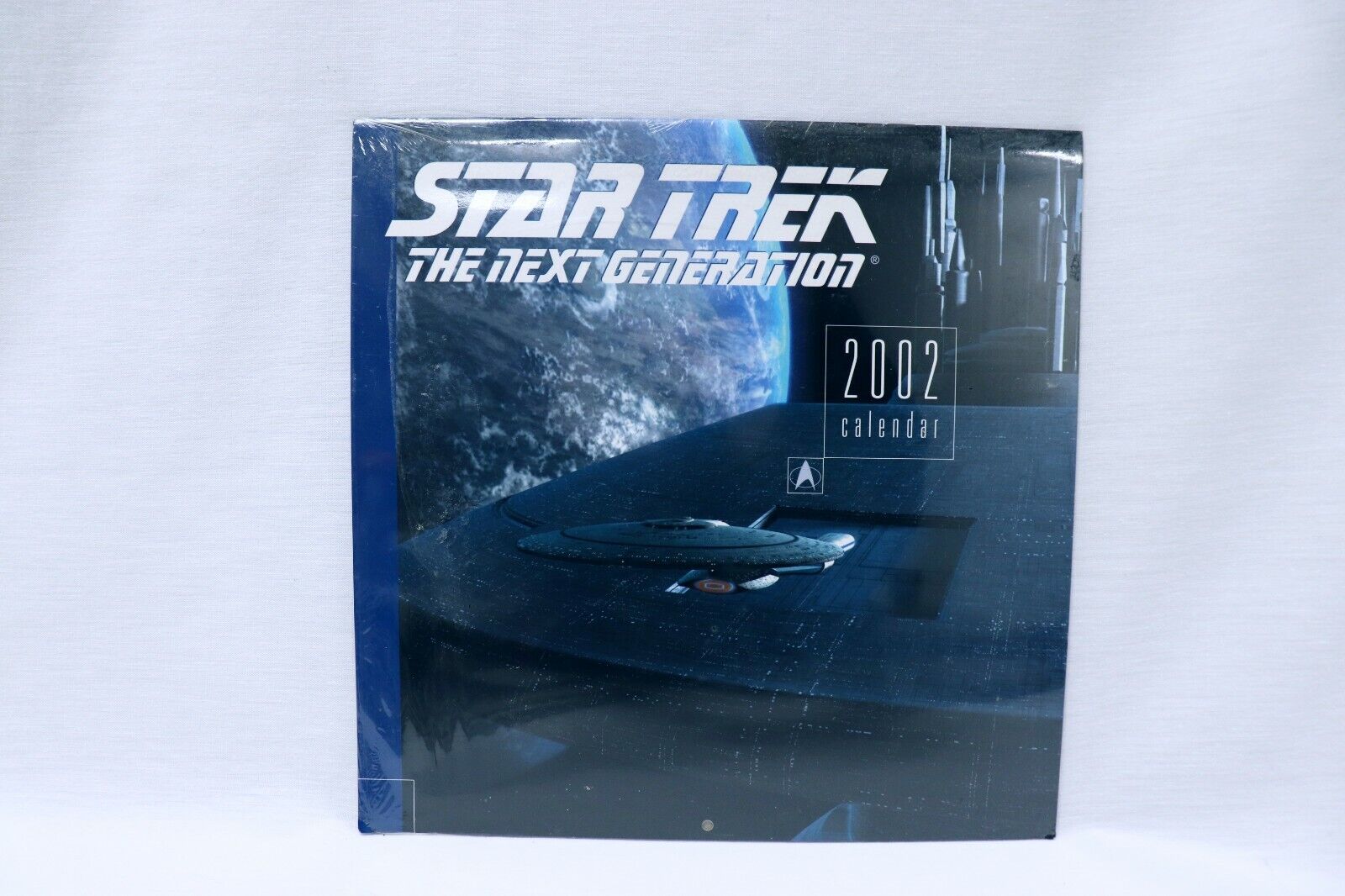 VINTAGE SEALED 2002 Star Trek Next Generation Calendar 