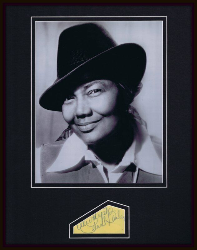 Pearl Bailey Signed Framed 11x14 Photo Display JSA