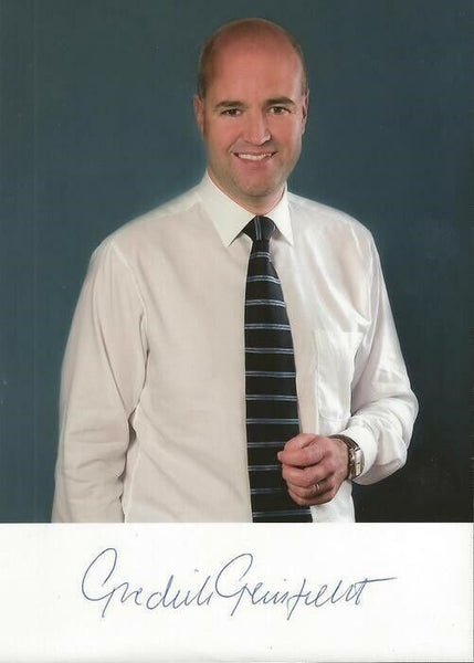 Fredrik Reinfeldt Signed 5x7 Photo w/ LOA from his office Sweden Prime Minister