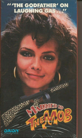 Married to the Mob VINTAGE VHS Cassette Michelle Pfeiffer