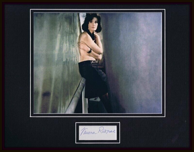 Vanessa Redgrave Signed Framed 11x14 Photo Display 