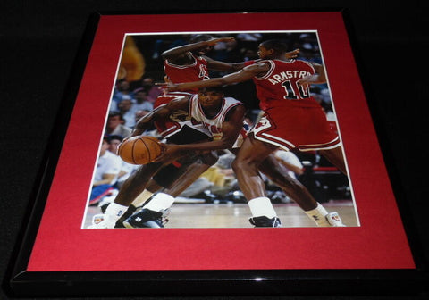 Isiah Thomas Framed 11x14 Photo Display Pistons vs Michael Jordan