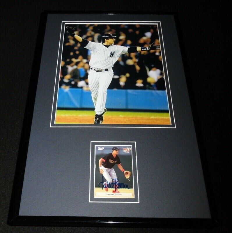 Aaron Boone Signed Framed 11x17 Rookie Card & HR Photo Display Yankees