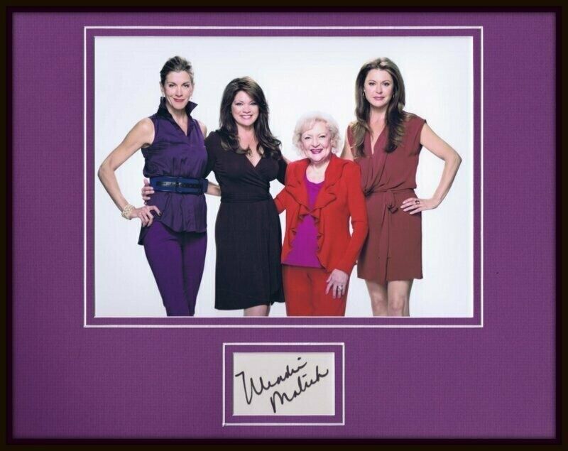 Wendie Malick Signed Framed 11x14 Photo Display Hot in Cleveland w/ cast