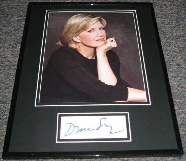 Diane Sawyer Signed Framed 11x14 Photo Display ABC News