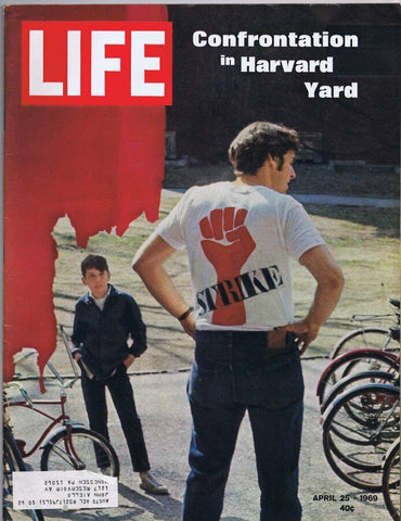 ORIGINAL Vintage Life Magazine April 25 1969 Harvard Yard