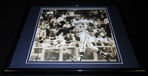 Hank Aaron Framed 11x14 Photo Display 1963 Braves