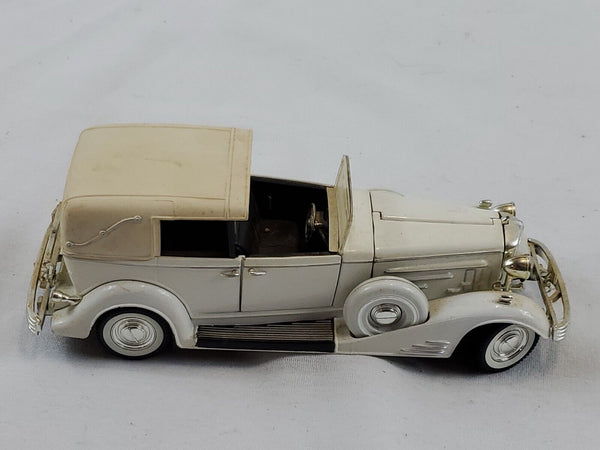 Signature Models 1933 Cadillac Town Car Convertible 1/32 Diecast