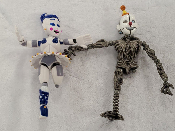 Five Nights at Freddy's Sister Location Ennard and Bella Action Figure Lot