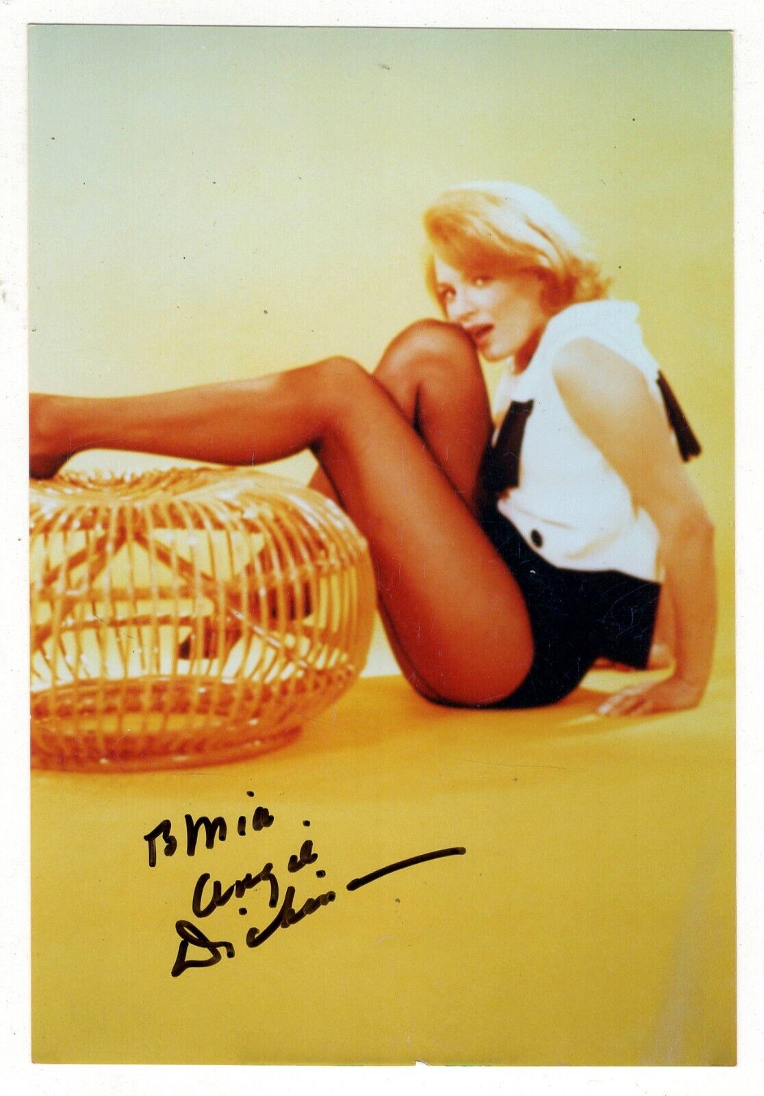 Angie Dickinson Signed 4x6 Photo