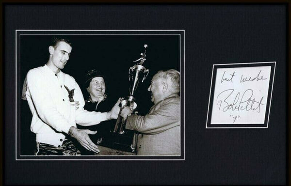 Bob Pettit Signed Framed 11x17 Photo Display JSA 1956 All Star Game