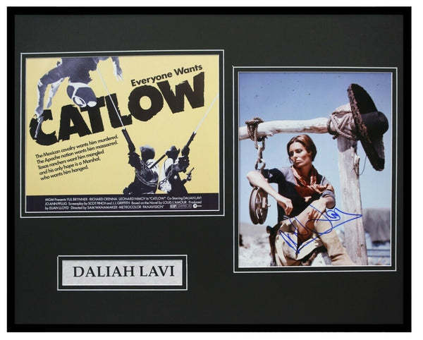 Daliah Lavi Signed Framed 16x20 Photo Poster Set Catlow