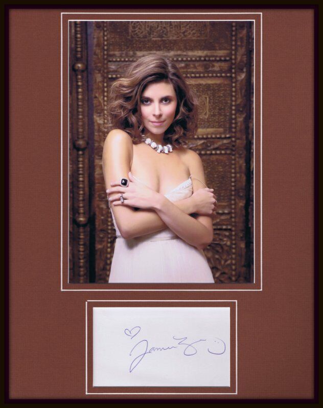 Jamie Lynn Sigler Signed Framed 11x14 Photo Display The Sopranos Meadow