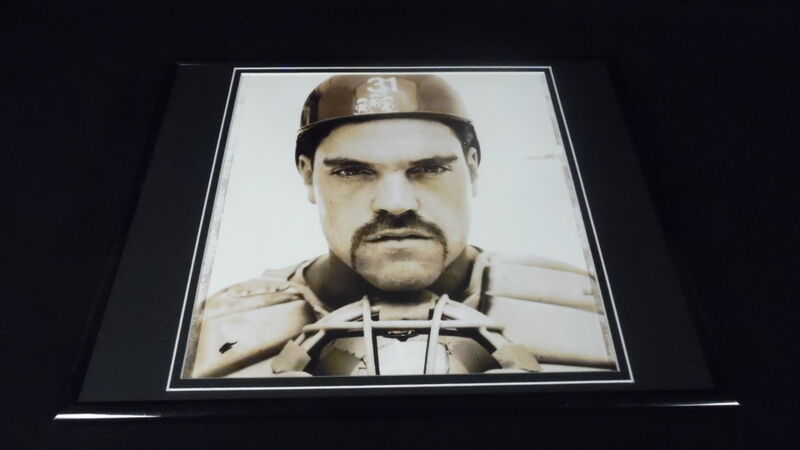 Mike Piazza 1999 Closeup Framed 11x14 Photo Display Dodgers