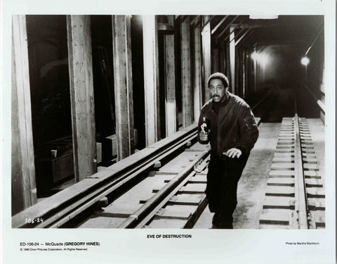 VINTAGE 1990 Eve of Destruction 8x10 Press Photo Gregory Hines