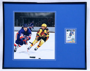 Mike Bossy Signed Framed 16x20 Photo Display New York Islanders