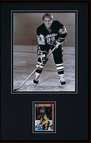 Brett Hull Signed Framed 11x17 Photo Display Minnesota