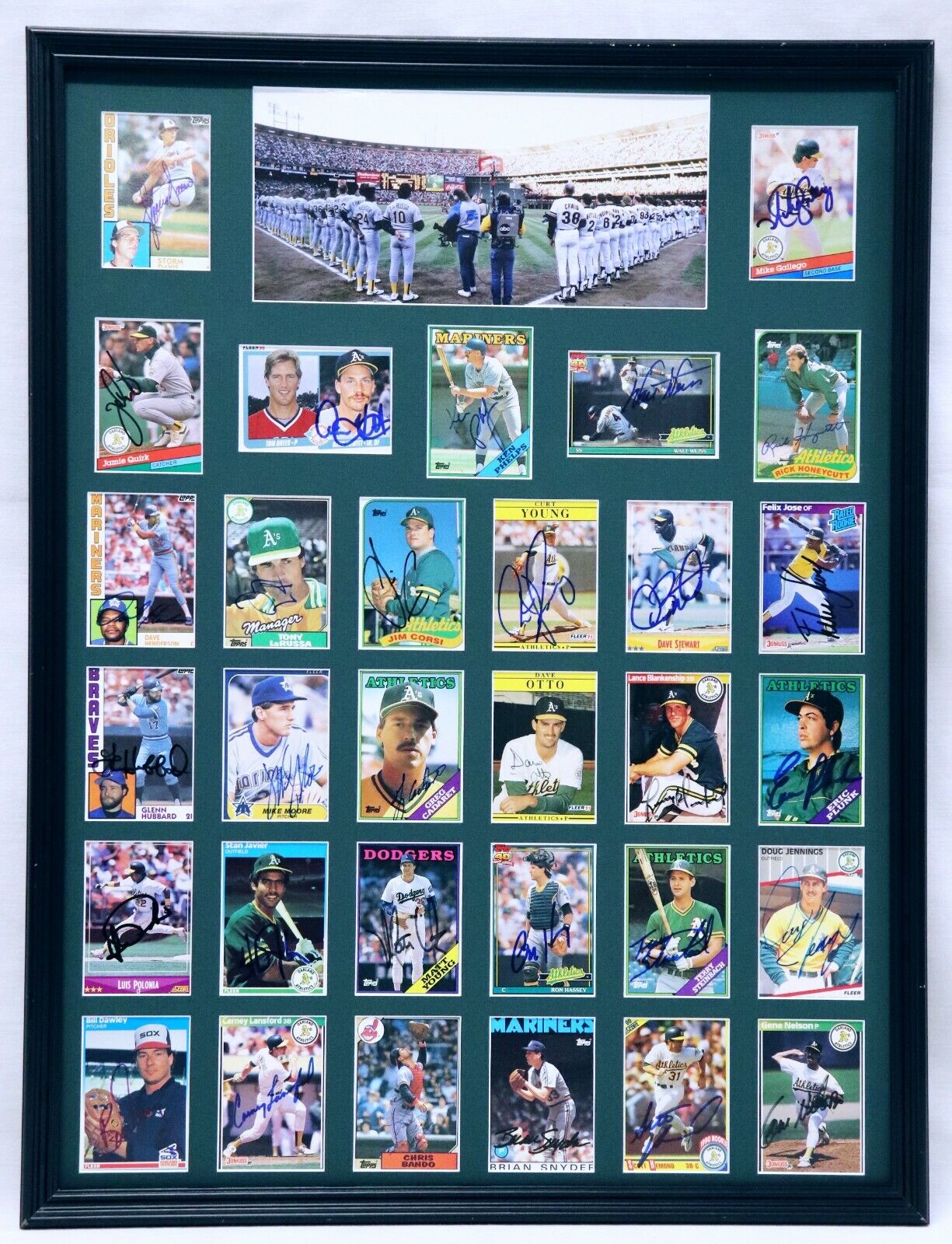 1989 Oakland A's World Series Champions Team Signed Framed 18x24 Photo Display