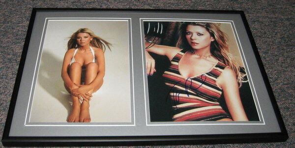 Tara Reid Signed Framed 12x18 Photo Set American Pie Big Lebowski