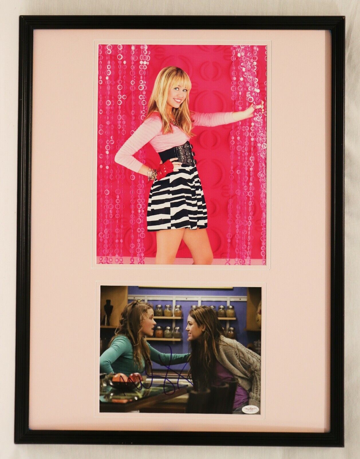 Miley Cyrus Signed Framed 18x24 Photo Display JSA Hannah Montana