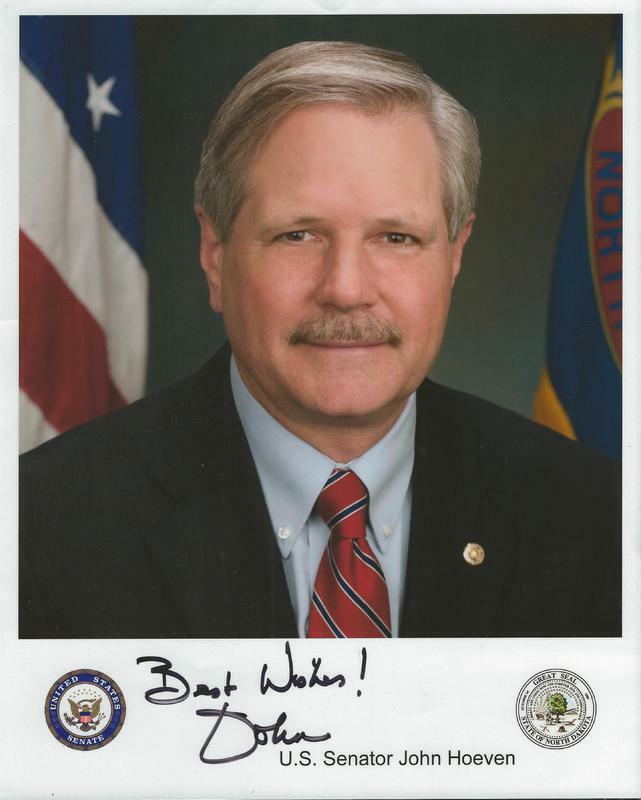 Senator John Hoeven North Dakota Signed 8x10 Photo 