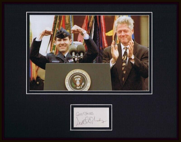 Scott O'Grady Signed Framed 11x14 Photo Display JSA w/ Bill Clinton