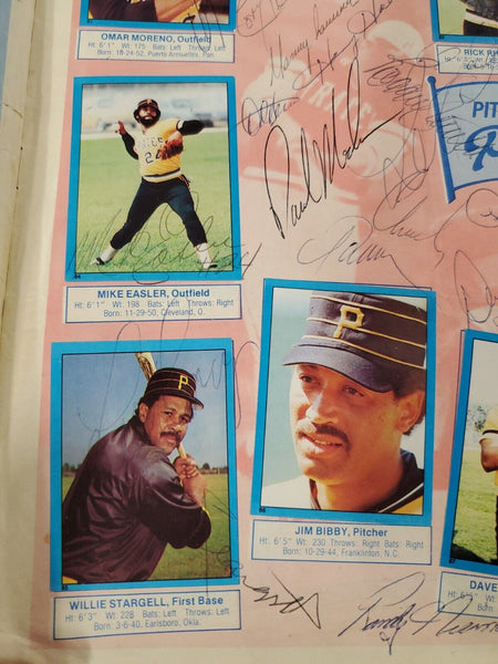 Pittsburgh Pirates Team Signed 1982 Topps Sticker Book w/ Willie Stargell Tanner