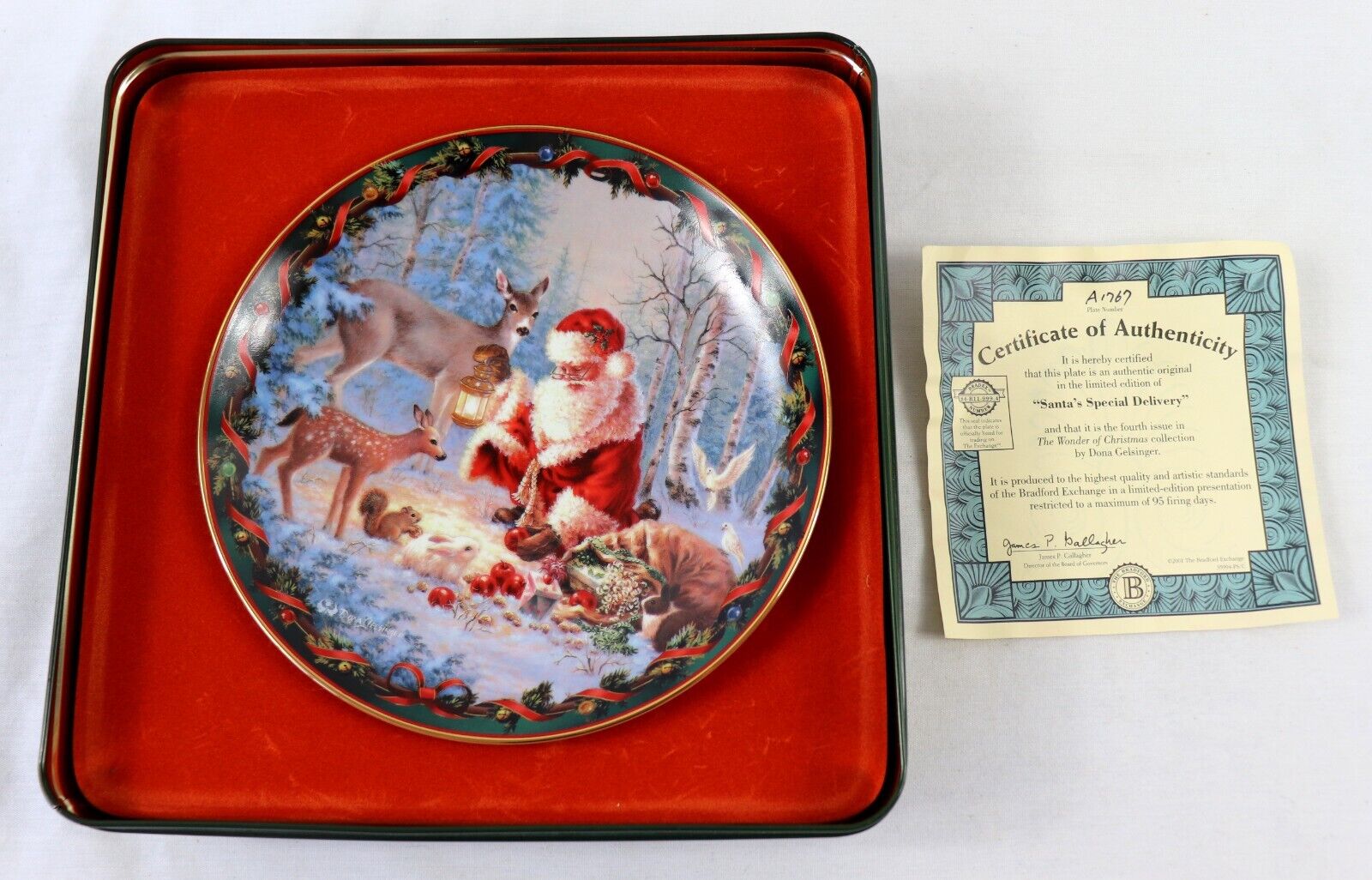 VINTAGE in BOX 1990 Coca Cola Santa's Special Delivery Plate