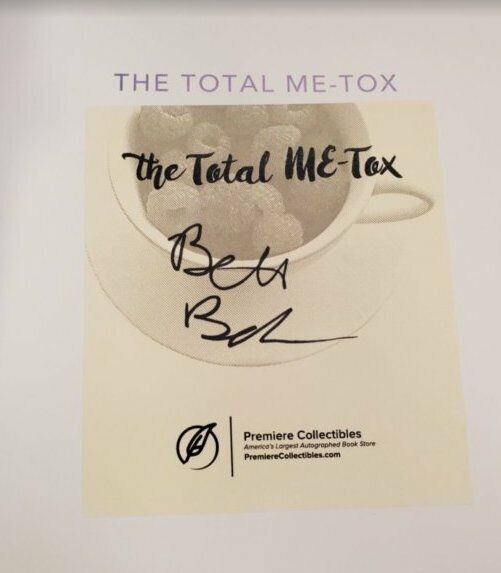 Beth Behrs Signed 2017 Total Me-Tox Hardcover Book 1st Ed 2 Broke Girls