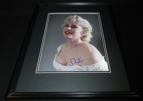 Michelle Williams Signed Framed 11x14 Photo My Week With Marilyn Monroe