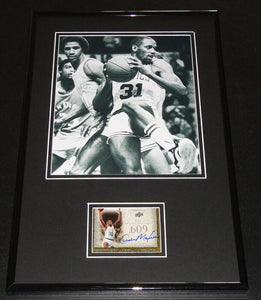 Cedric Maxwell Signed Framed 11x17 Photo Display UDA Celtics