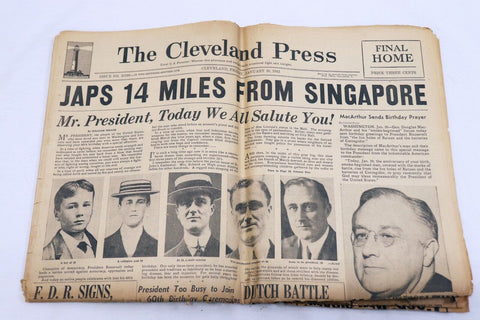 ORIGINAL Vintage Jan 30 1942 WWII Japan Singapore Cleveland Press Newspaper 